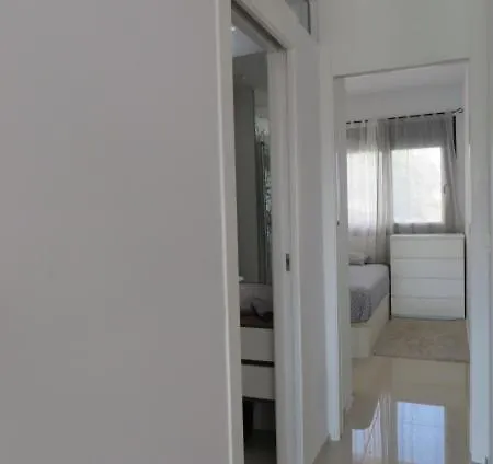 White Luxury Apartment