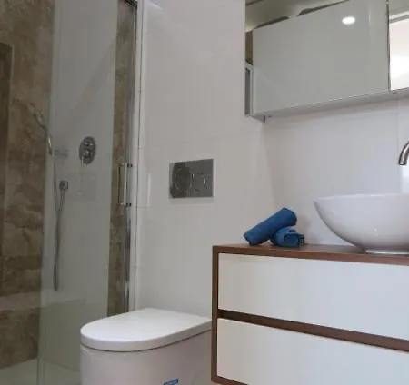 White Luxury Apartment